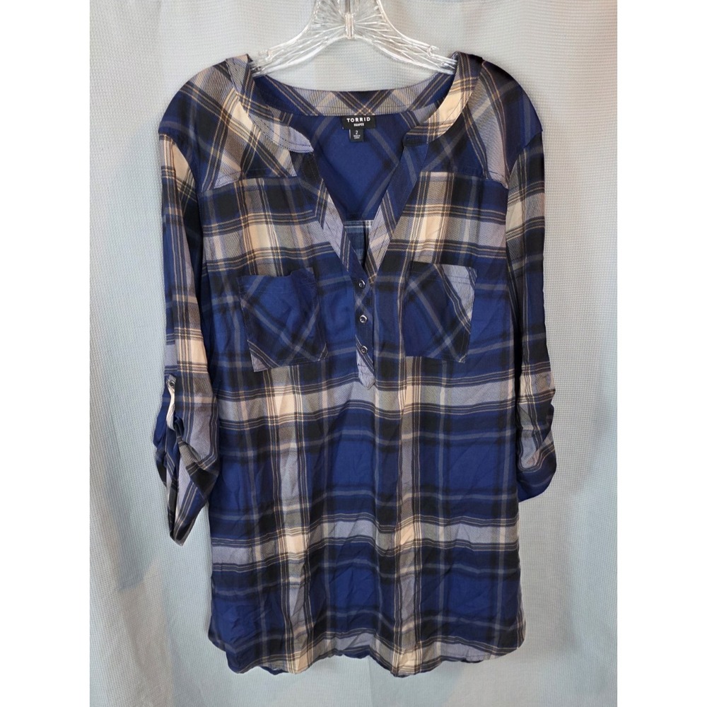 Torrid Harper Tunic Top Womens 2 Blue Plaid Roll Tab Sleeve Blouse Office Casual